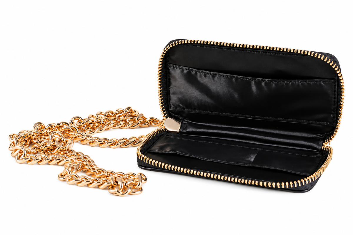 Chain Cosmetic Bag Atenea